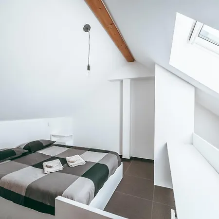 Hotel apartamentowy Wake Up