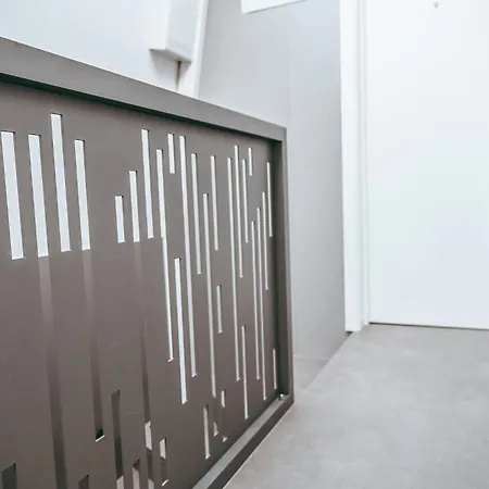 Wake Up Hotel apartamentowy Esch-sur-Alzette
