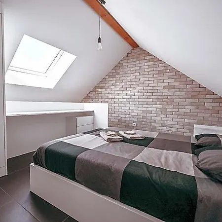 Wake Up Apartmanhotel